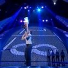STAGE TUBE: TRACES Performs on America's Got Talent