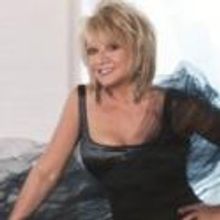 Elaine Paige Kicks Off Australian Concert Tour in Perth Tonight, Oct 20