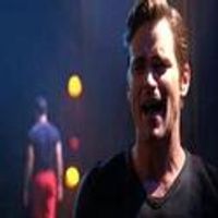 STAGE TUBE: Matt Bomer and Darren Criss Sing 'Somebody I Used to Know' on GLEE! Video