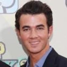 Michael Strahan, Kevin Jonas, Carrie Ann Inaba et al. to Co-Host LIVE! WITH KELLY…