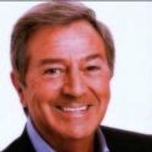 Des O'Connor to Play The Wizard in THE WIZARD OF OZ?