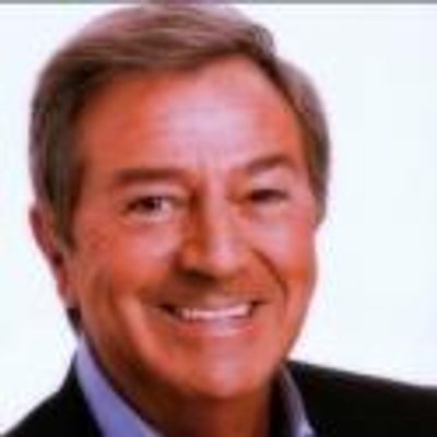 Des O'Connor to Play The Wizard in THE WIZARD OF OZ?