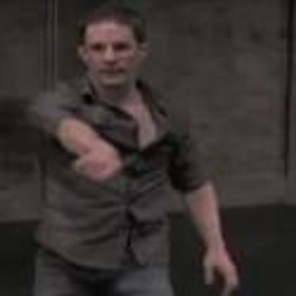 STAGE TUBE: Sneak Peak at Jeff Lynch's Combat Routines for BEOWULF - Chicago Theater Video