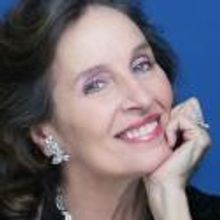 Andrea Marcovicci Performs SMILE at Davenport's in Chicago, Now thru 7/22