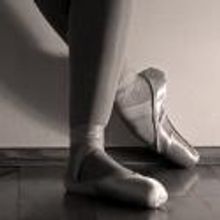 BWW Reviews: 'Choreographien von Duato, Forsythe und Goecke' Staatsoper Berlin