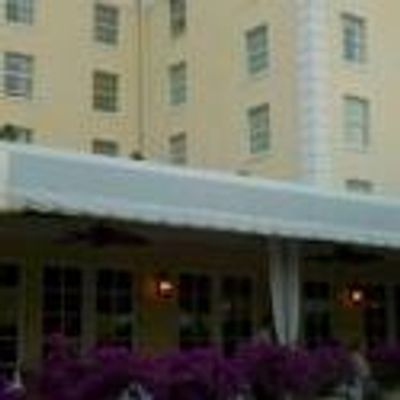 Sizzling, Song Filled Summer At The Colony Hotel Palm Beach
