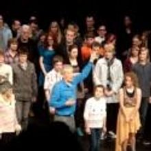 STAGE TUBE: THE HOBBIT Cast Makes Surprise Appearance at Ian McKellen's One-Man Show