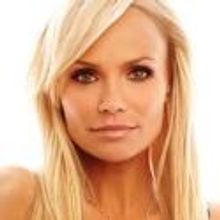 Exclusive: Kristin Chenoweth in Seattle to Kick-Off 19 City Tour
