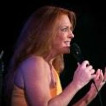 Photo Coverage: Kelly Clinton Brings FRECKLES AND 80 YEAR-OLD BONES to Metropolitan…