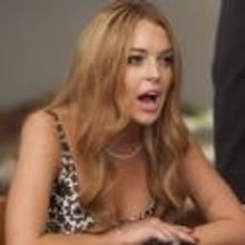 Photo Flash: Lindsay Lohan Guest Stars on Next Week's GLEE!