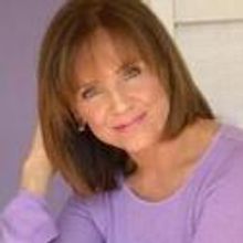 Barbara Walsh Joins Valerie Harper in MY MOTHER, MY SISTER & ME Reading; Full Cast An