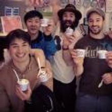 Photo Flash: TRACES Cast Visits Tasti D-Lite!