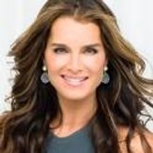 Brooke Shields, Jackie Hoffman and More Set for CELEBRITY AUTOBIOGRAPHY, 4/9