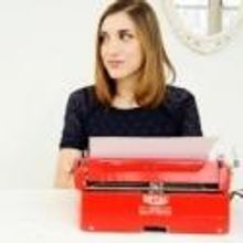 Abby Bernstein to Play The Living Room, 6/5