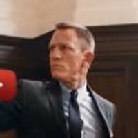 STAGE TUBE: First Look - First Official Trailer for James Bond's SKYFALL Video