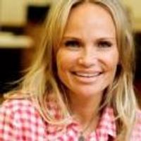 TV Houston: Kristin Chenoweth Gives Houston Shout-Out & Concert Preview for May 23 &… Video