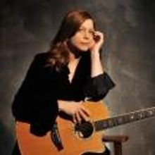 Carrie Newcomer Comes to The Unicorn Theatre, 4/20