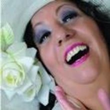 Pepe Cibrián's ACA NO SE FUMA! Celebrates 6-Month Anniversary this Saturday