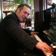 Victor Janusz Brings HANDS SOLO: PIANOMAN to Palm Desert, 6/3
