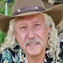 BWW Reviews: Arlo Guthrie Kicks Off National Tour at the Kimo Theater