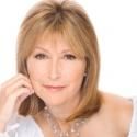 Robyn Spangler Performs at Davenports, 4/19