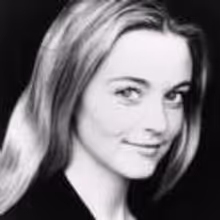 Miranda Raison to Star in PHYSICISTS