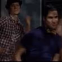 STAGE TUBE: Sneak Peek of Darren Criss Singing Should Be Dancing on GLEE