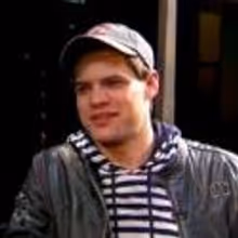 Jeremy Jordan Talks NEWSIES on GOOD MORNING AMERICA!