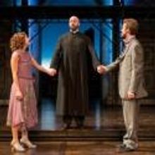 BWW Reviews: GLT's ROMEO & JULIET Is a Captivating Romance – Now Through 4/28