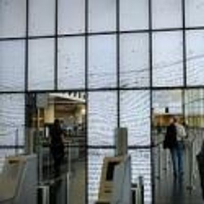Ars Electronica Futurelab&rsquo;s Install ZEITRAUM at Vienna International Airport