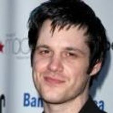 THE LYONS' Michael Esper Joins RUNNER RUNNER