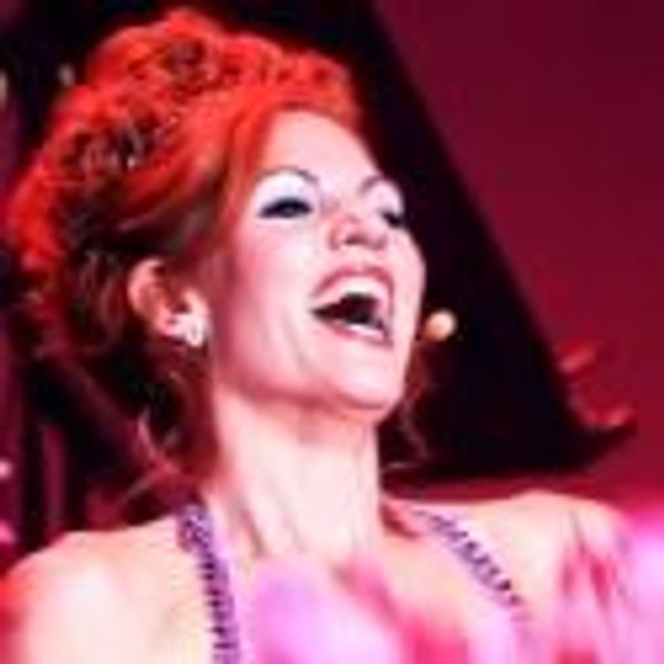 STAGE TUBE: Sneak Preview of BURLESQUE TO BROADWAY May 18-19 - Starring Quinn Lemley, Natalie Loftin Bell and Stacey Harris - Cabaret Theater Video