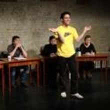 BWW Reviews: 'Jeder rettet einen Afrikaner'
