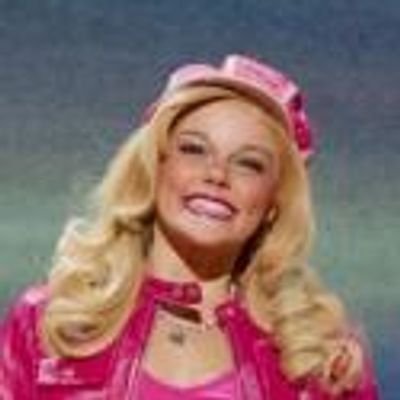BWW Reviews: Legally Blonde is Frothy (Pre-Recession) Fun