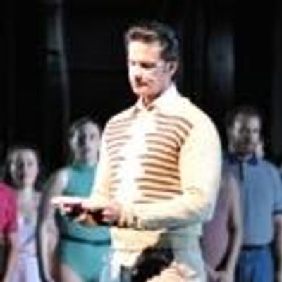 Photo Flash: Lorenzo Lamas in Final Dress Rehearsal of A CHORUS LINE  - Opens Tonight!