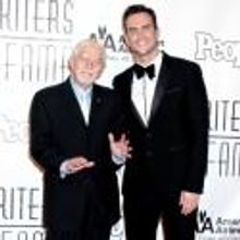 Photo Flash: Bette Midler, Constantine Maroulis, Cheyenne Jackson et al. at…