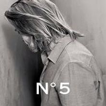 VIDEO: First Look - Brad Pitt in CHANEL N°5 Ad Campaign
