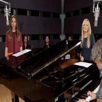 STAGE TUBE: Former Spice Girls Melanie C and Emma Bunton Perform 'I Know Him So Well' from CHESS!