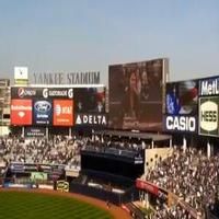 STAGE TUBE: Sutton Foster Sings 'The Star-Spangled Banner' at Yankees Game Video
