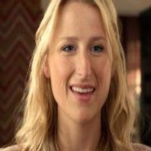 VIDEO: Sneak Peek - Emily Professes Her Love on The CW's EMILY OWENS M.D.