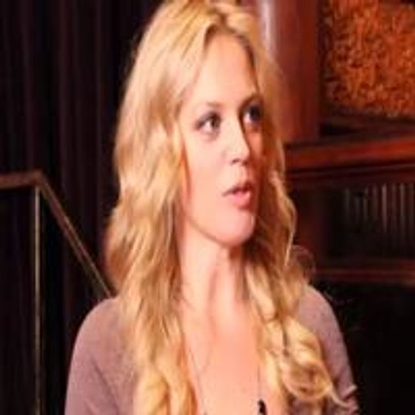 TV EXCLUSIVE: Elizabeth Stanley Talks Upcoming 54 Below Show! - Cabaret Theater Video