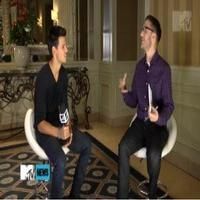 STAGE TUBE: Taylor Lautner Wants a TWILIGHT Musical!