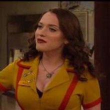 VIDEO: Sneak Peek - 'And The New Boss' Episode of CBS's 2 BROKE GIRLS