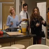 VIDEO: Sneak Peek - 'Diamond in the Rough' Episode of ABC's MODERN FAMILY Video