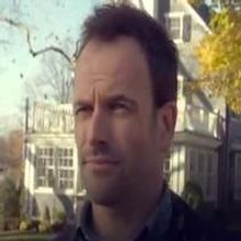 VIDEO: Sneak Peek - 'Dirty Laundry' Episode of CBS's ELEMENTARY