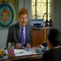 VIDEO: Sneak Peek - Dave Foley Guest Stars on ABC's THE MIDDLE Video