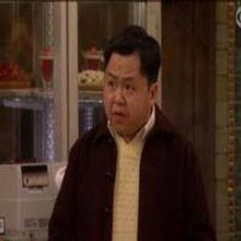 VIDEO: Sneak Peek - Tonight's Episode of CBS's 2 BROKE GIRLS