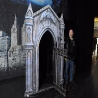 STAGE TUBE: Go Behind the Scenes with the ADDAMS FAMILY Tour! Video
