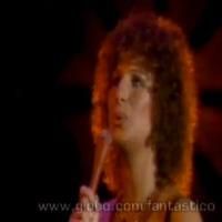 STAGE TUBE: Barbra Streisend Sings 'Evergreen' at 1977 Oscars