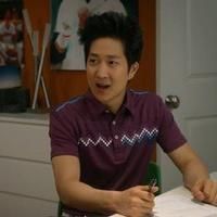 VIDEO: Sneak Peek - "Space Invaders" Episode of ABC's THE NEIGHBORS